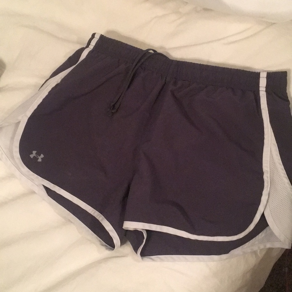 Grey under armour shorts